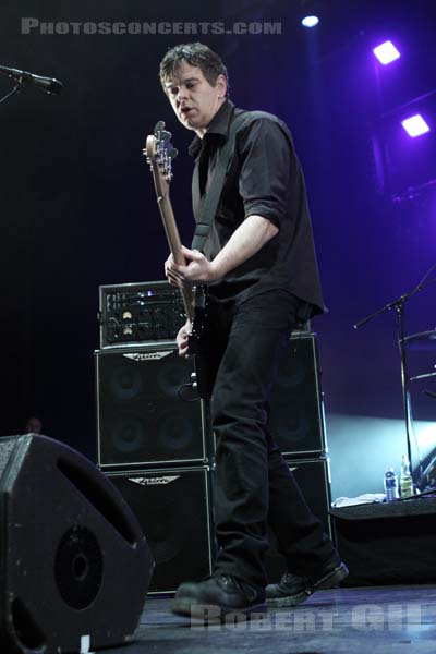 THE STRANGLERS - 2009-02-05 - PARIS - Olympia - Jean-Jacques Burnel